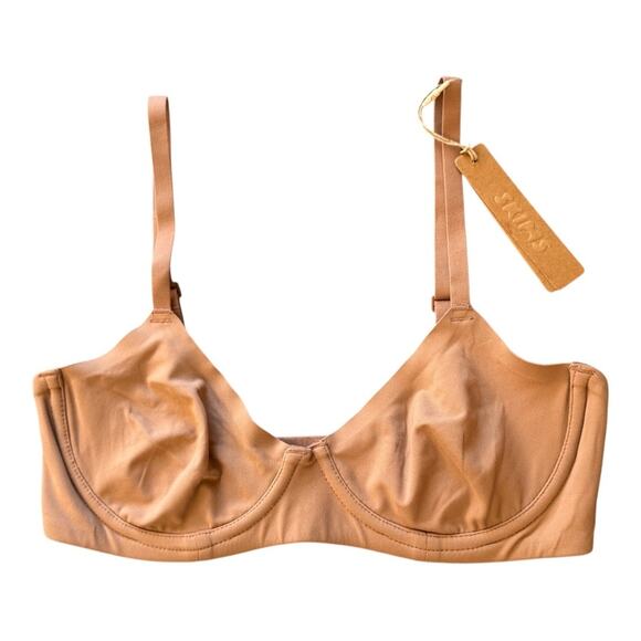 NEW SKIMS Sienna Fits Everybody Unlined Demi Bra Size 32C - Picture 4 of 7